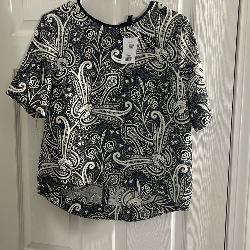 NWT Shop Top, Paisley Women's Sheer sleeve back zippered shirt Size 6